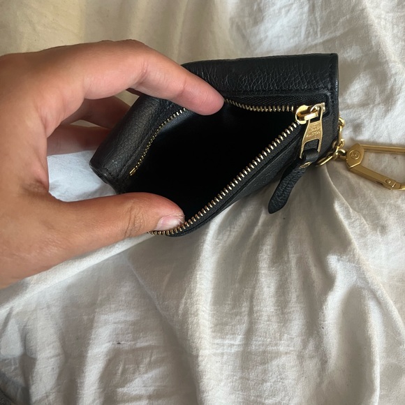 Authentic Louis Vuitton Empreinte Key Pouch Marine - Picture 3 of 8